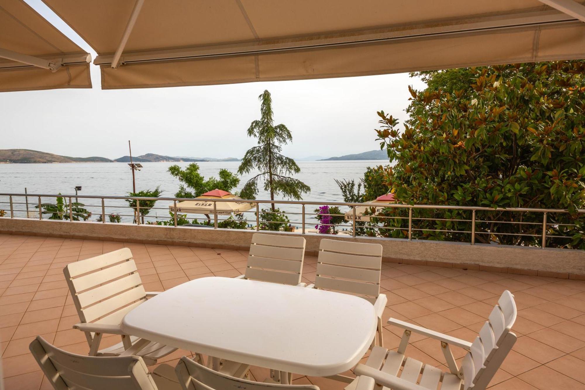 Apartments Cikuli Sarande Exterior photo